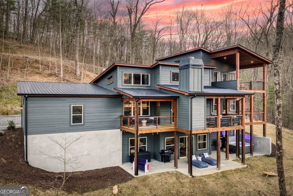 Photo of 1160 Mangums Trail, Blue Ridge, GA 30513 (MLS # 10737018)