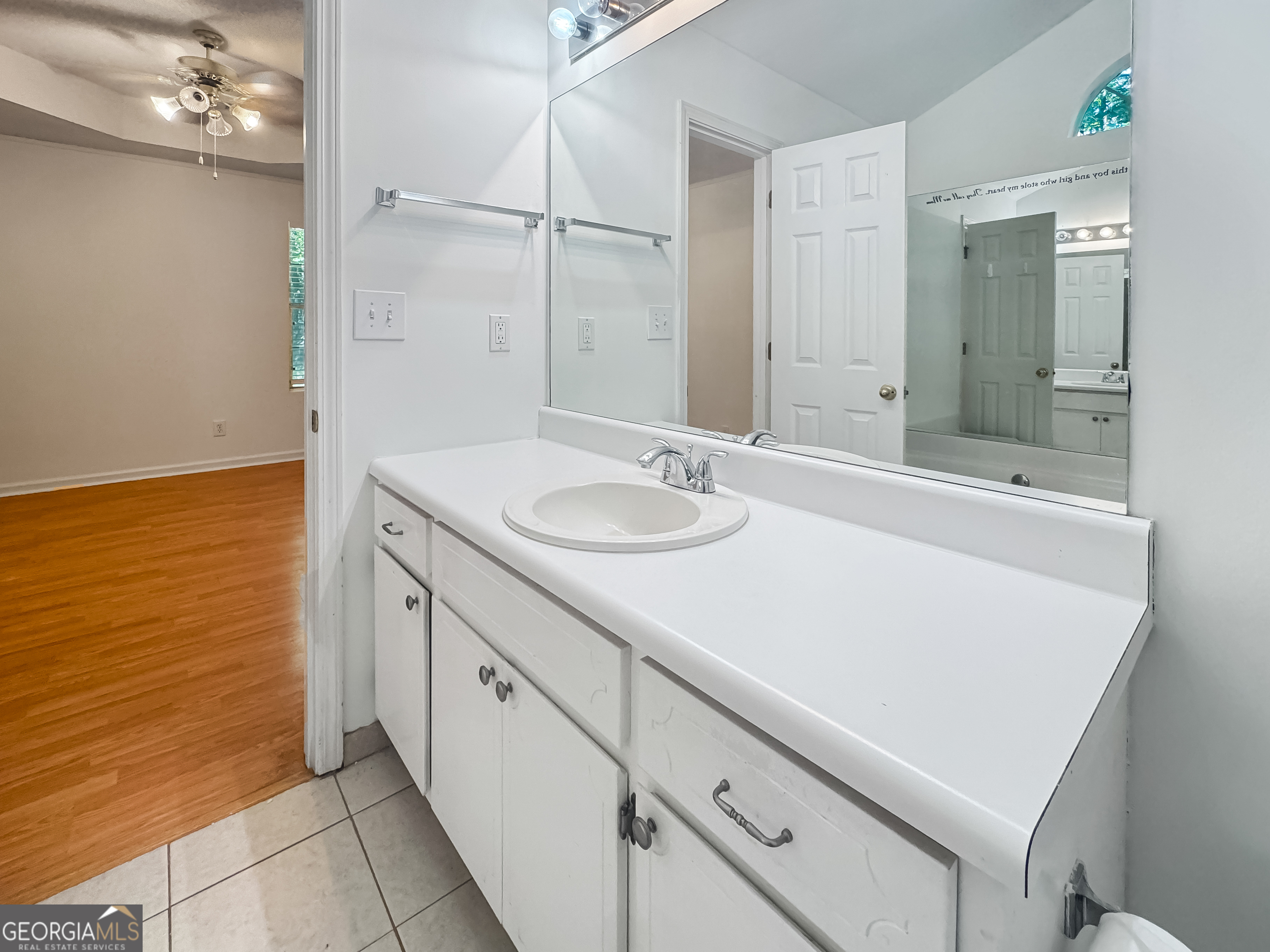 Sharpsburg, Georgia 30277, United States, 3 Bedrooms Bedrooms, ,2 BathroomsBathrooms,Residential,Active,182134