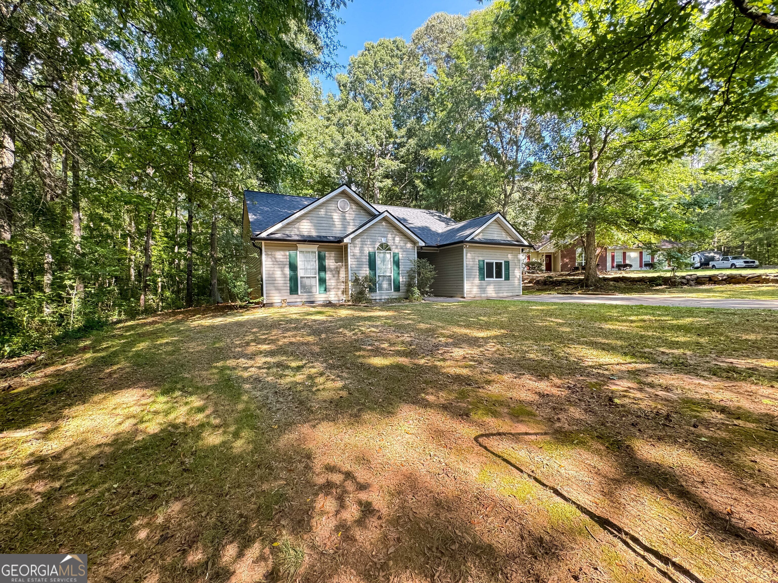 Sharpsburg, Georgia 30277, United States, 3 Bedrooms Bedrooms, ,2 BathroomsBathrooms,Residential,Active,182134