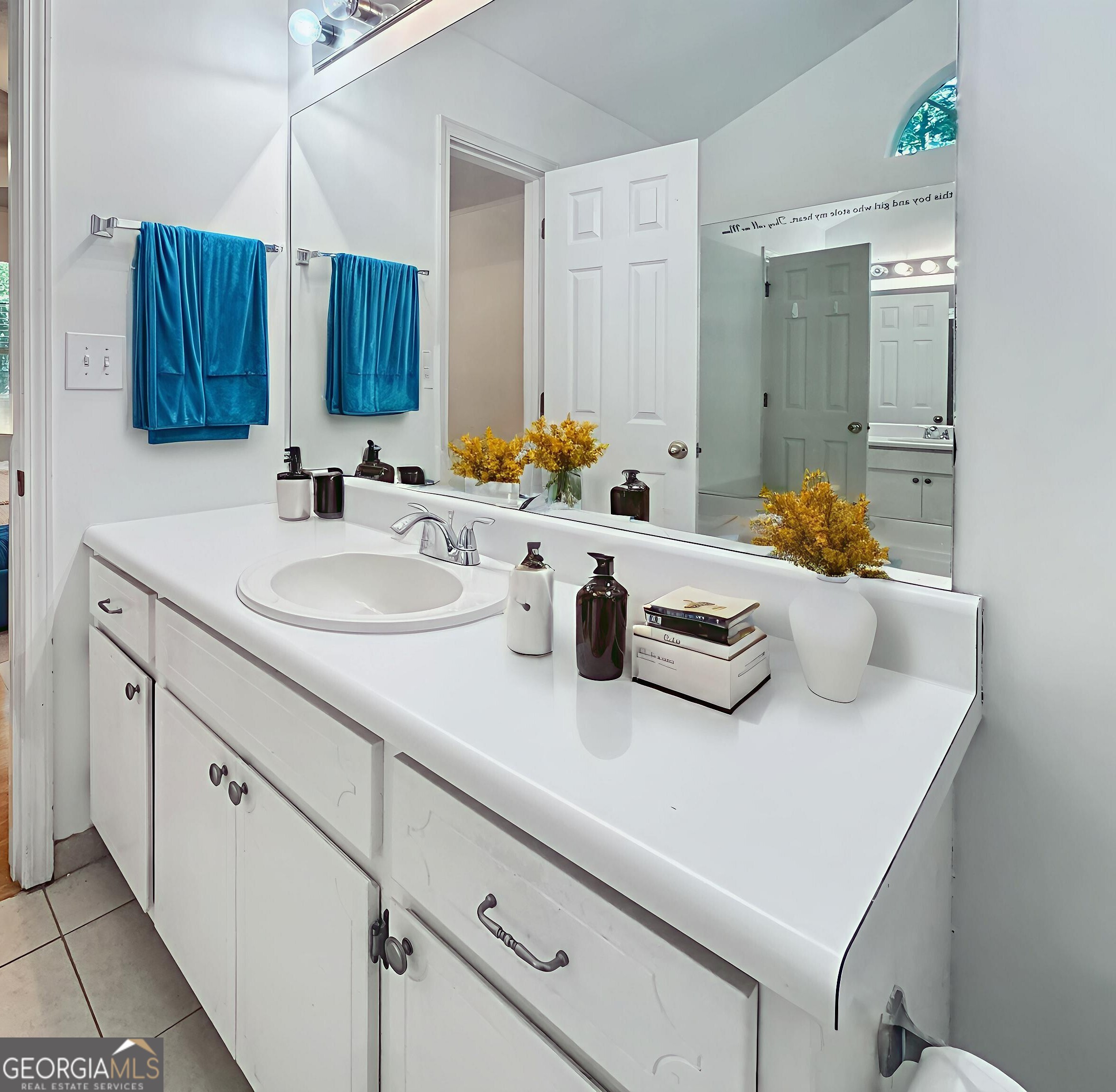 Sharpsburg, Georgia 30277, United States, 3 Bedrooms Bedrooms, ,2 BathroomsBathrooms,Residential,Active,182134