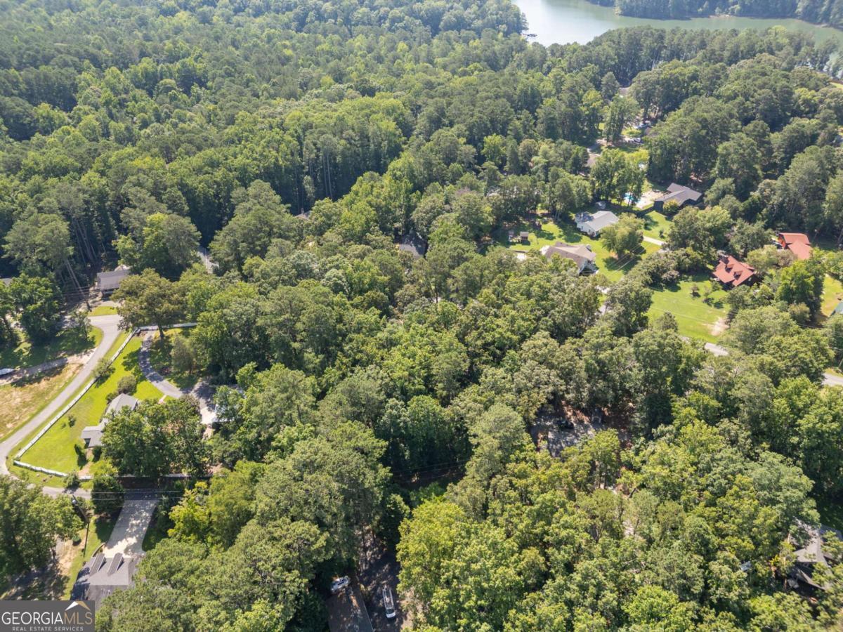 Victoria Reservoir Area - Land