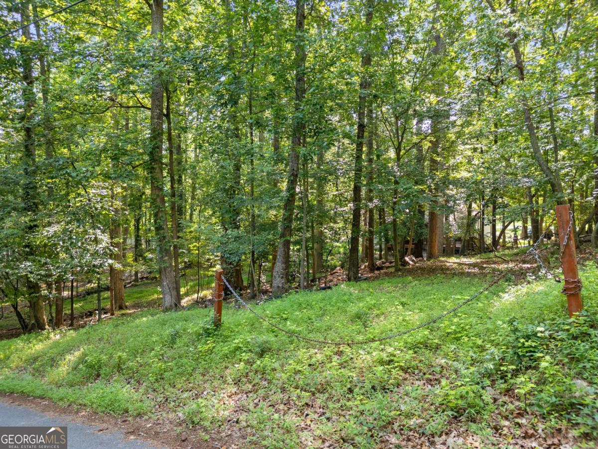 Victoria Reservoir Area - Land