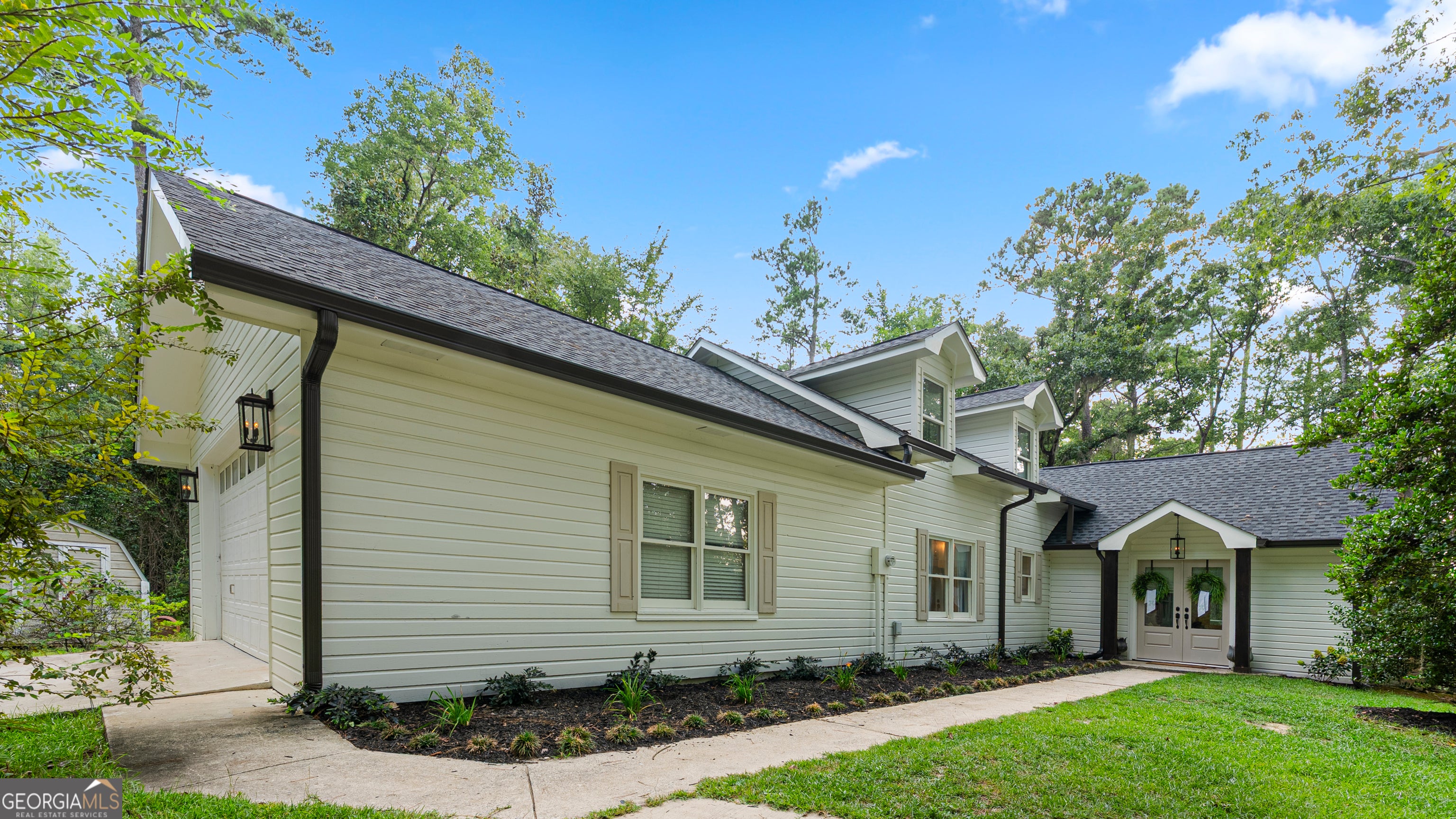 109 High Bluff RD