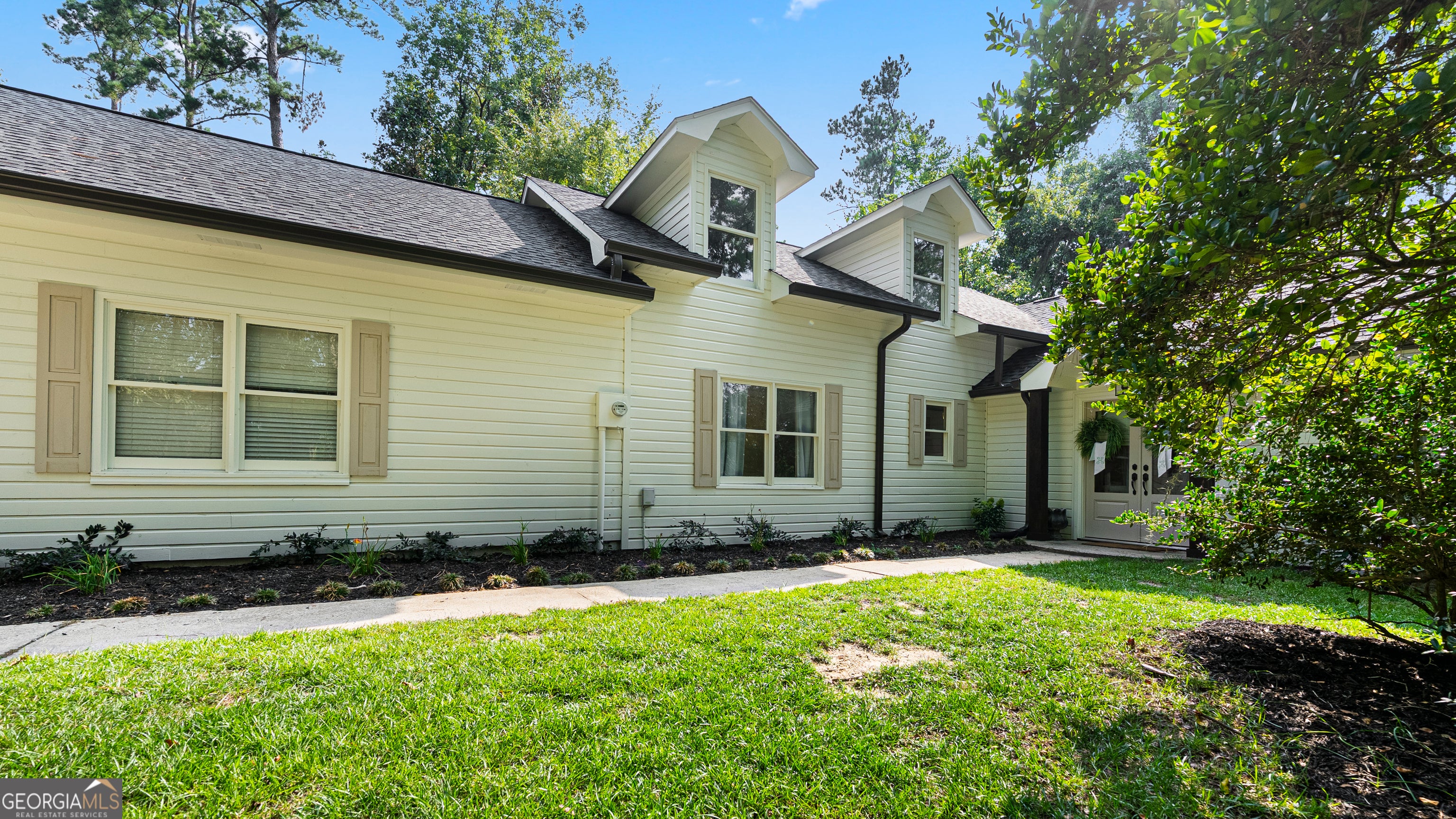 109 High Bluff RD