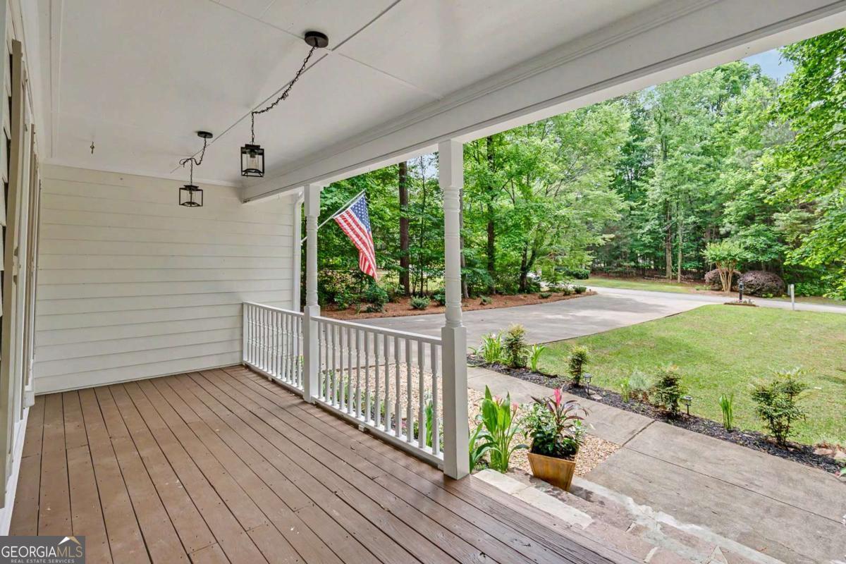 161 Dogwood TRL
