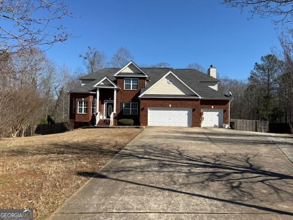 Photo of 1209 Pendley Point, Hampton, GA 30228 (MLS # 10681933)