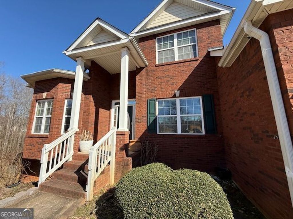 Photo of 1209 Pendley Point, Hampton, GA 30228 (MLS # 10681933)