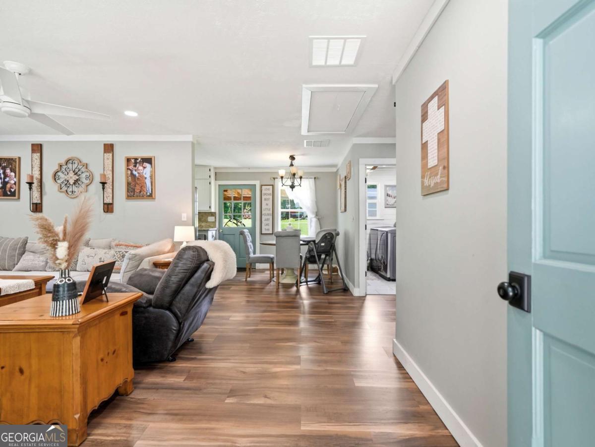 299 E Price Creek RD