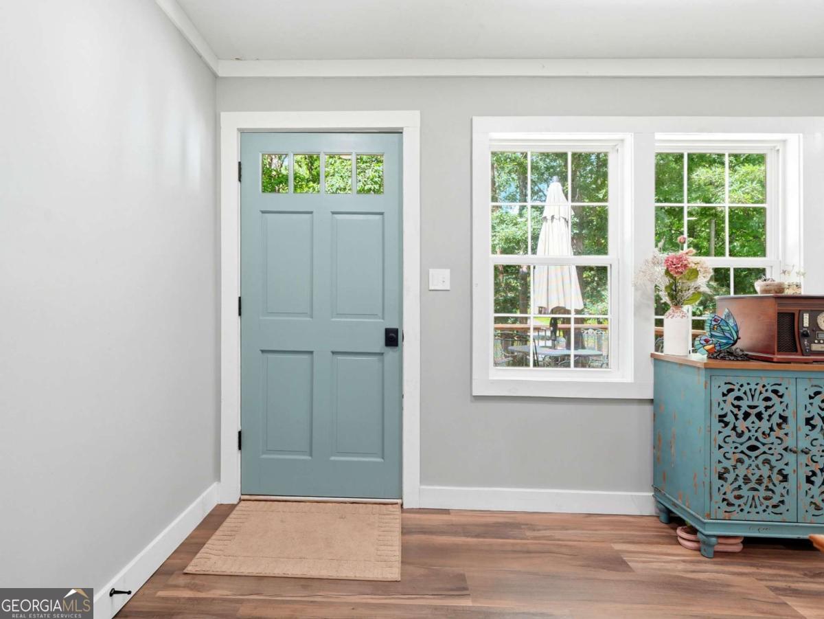 299 E Price Creek RD
