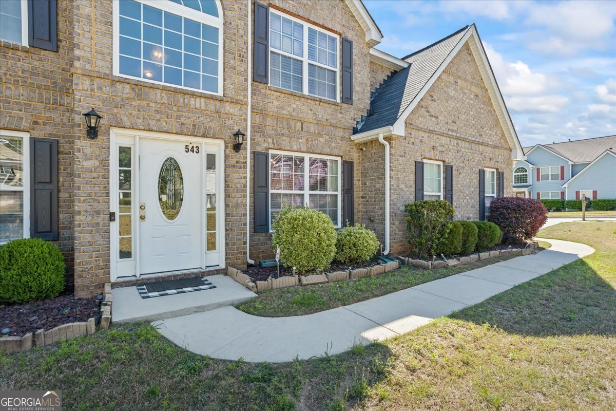 543 WALNUT WAY