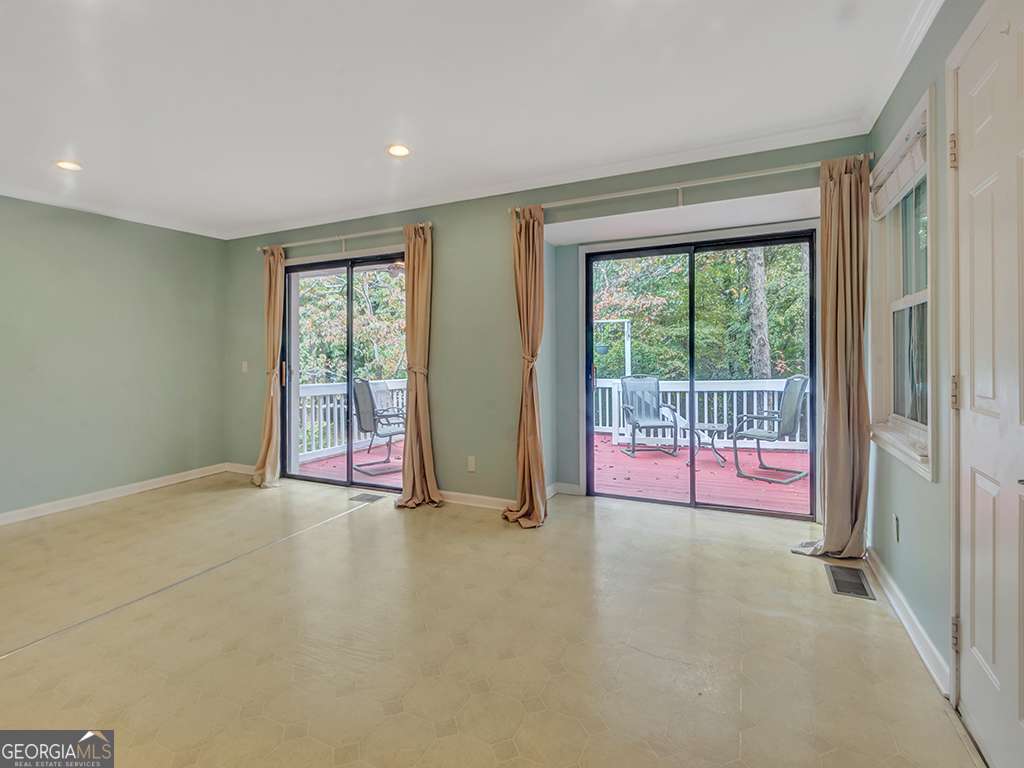 Fountainbleau - Residential Lease