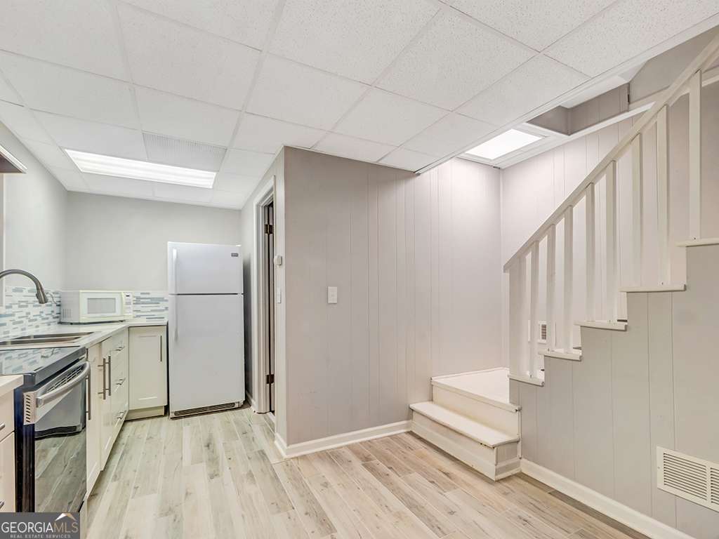 Fountainbleau - Residential Lease