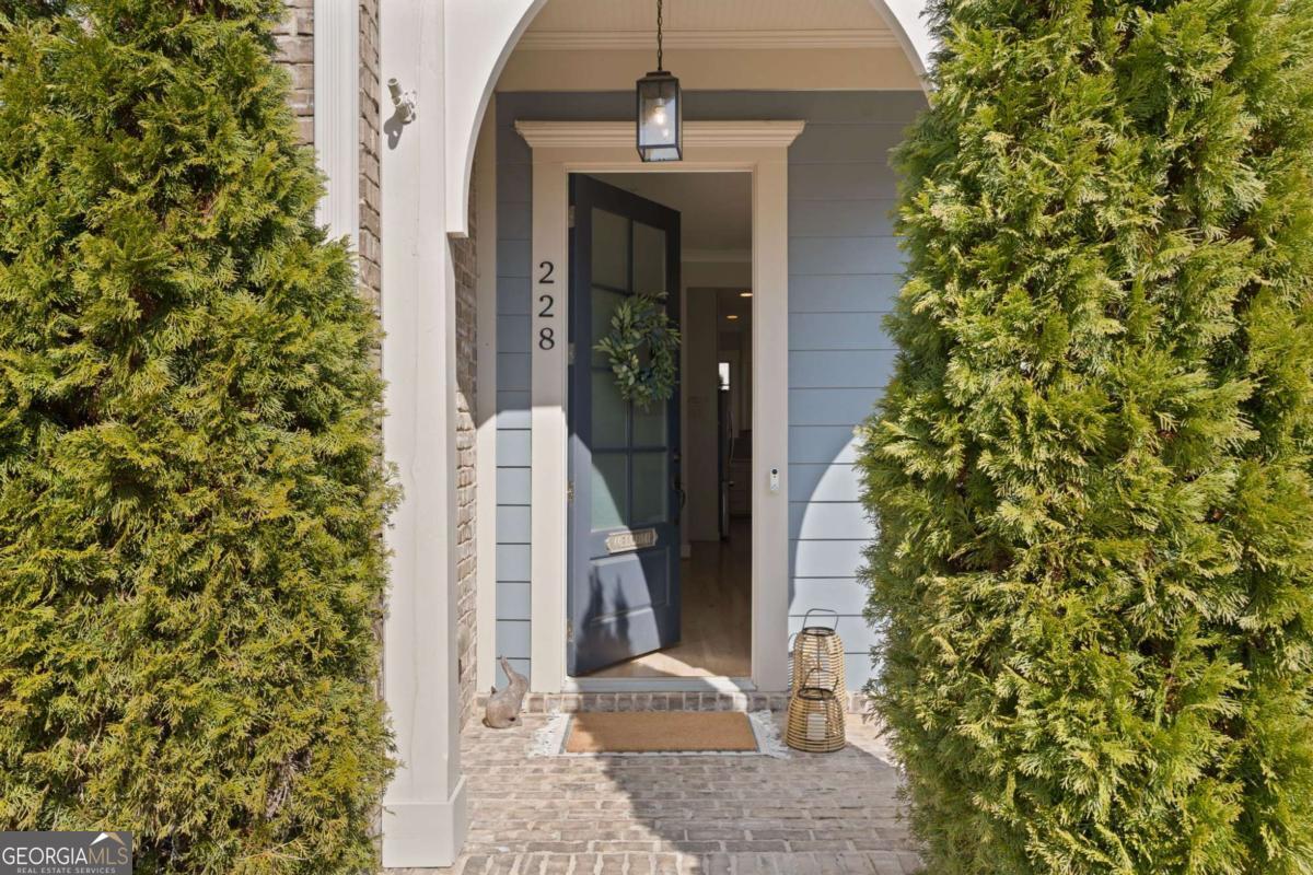 228 Dawson Dr