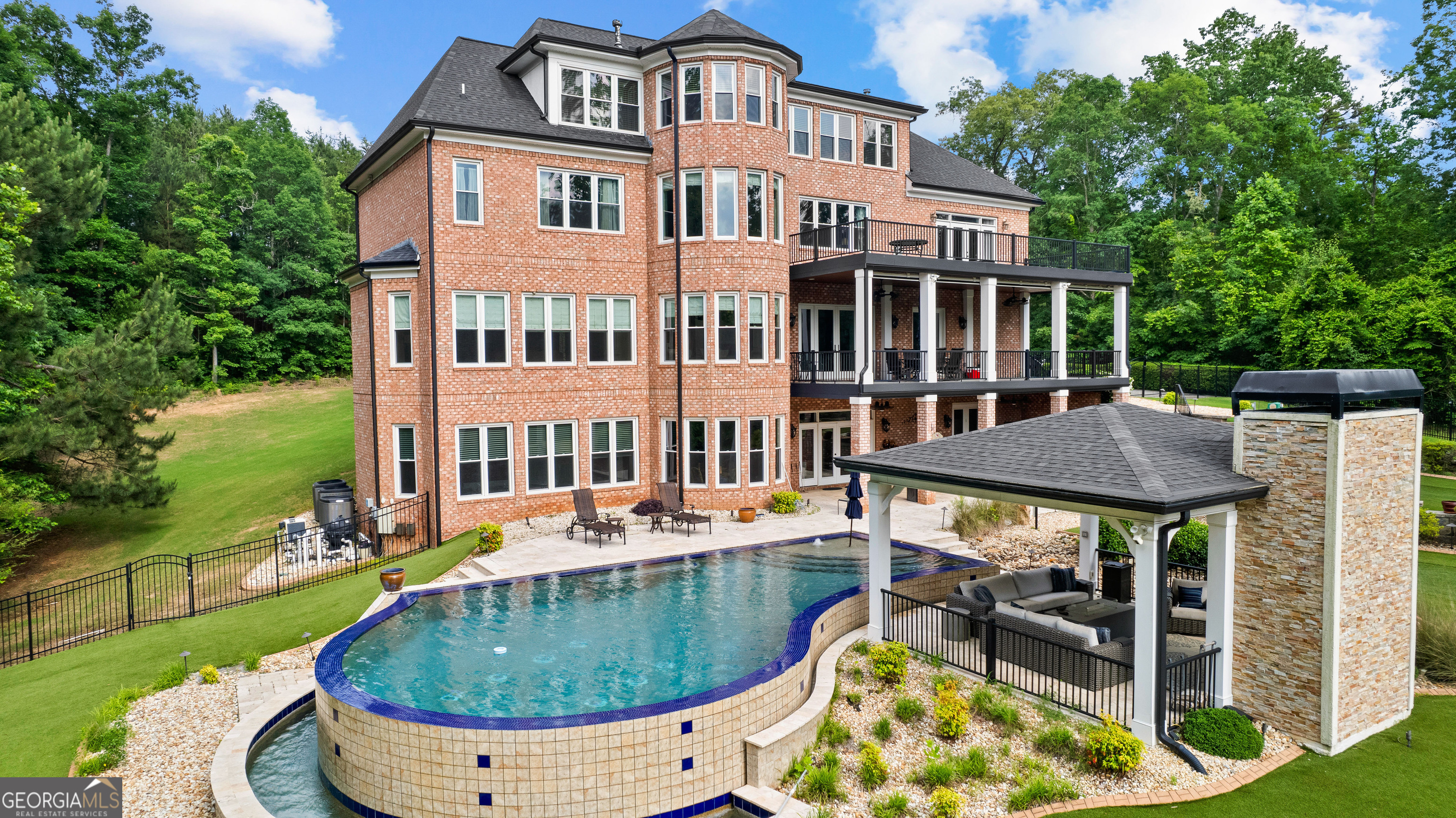 4320 Blue Ridge DR