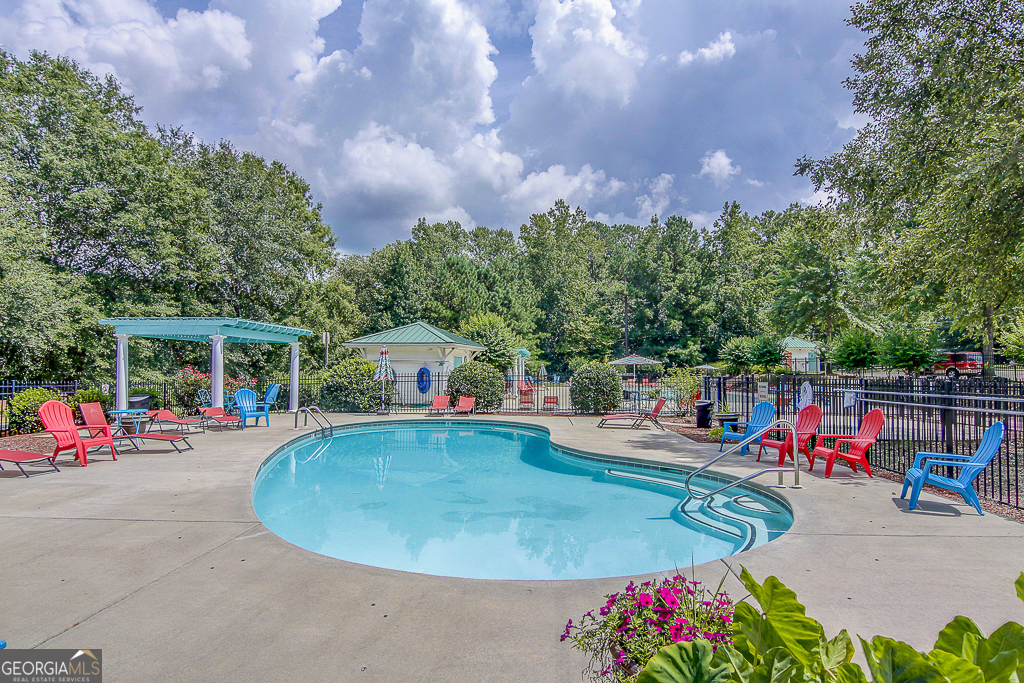 Newnan, Georgia 30263, United States, 5 Bedrooms Bedrooms, ,5 BathroomsBathrooms,Residential,Active,211743