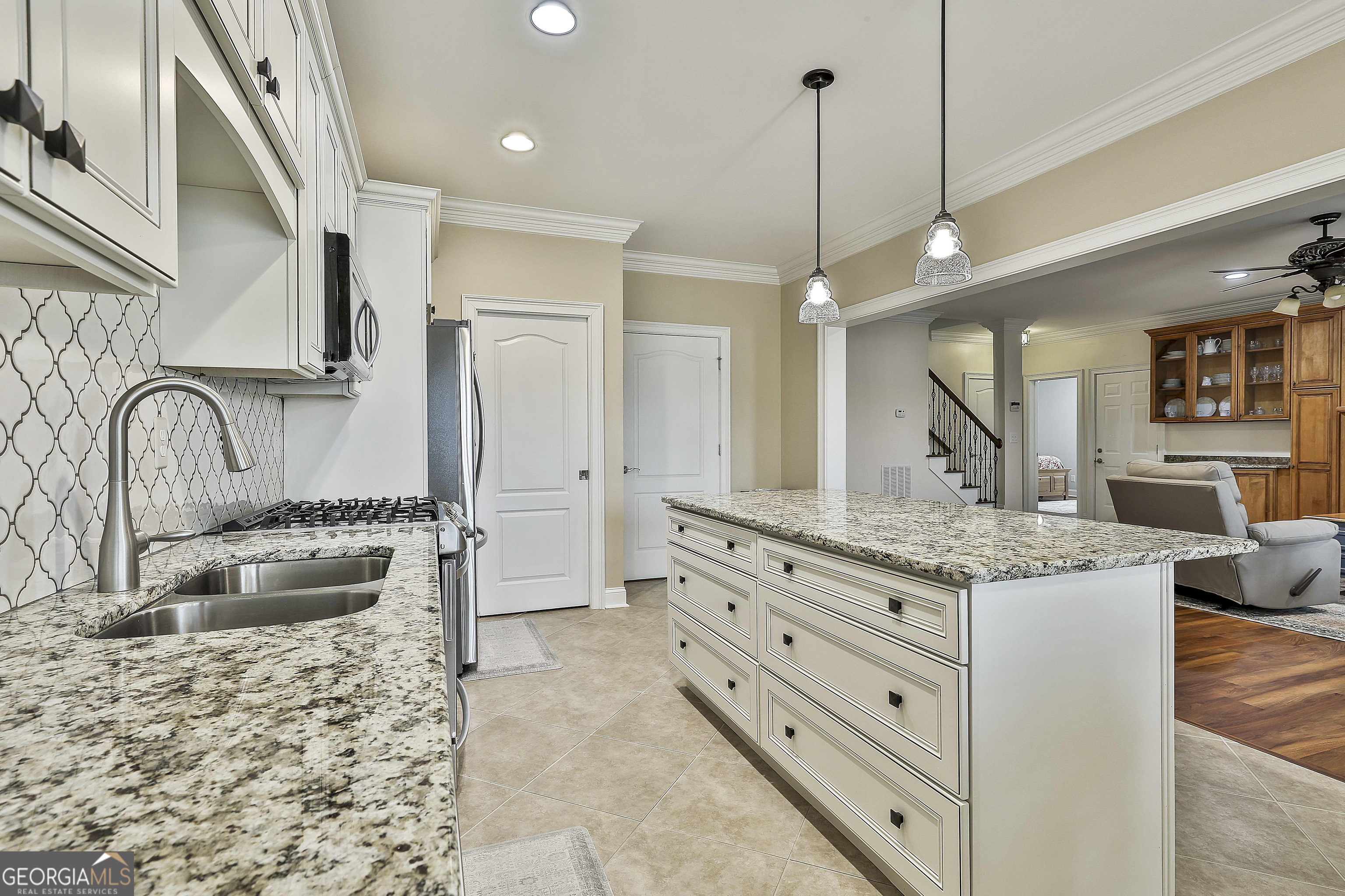 Newnan, Georgia 30263, United States, 5 Bedrooms Bedrooms, ,5 BathroomsBathrooms,Residential,Active,211743