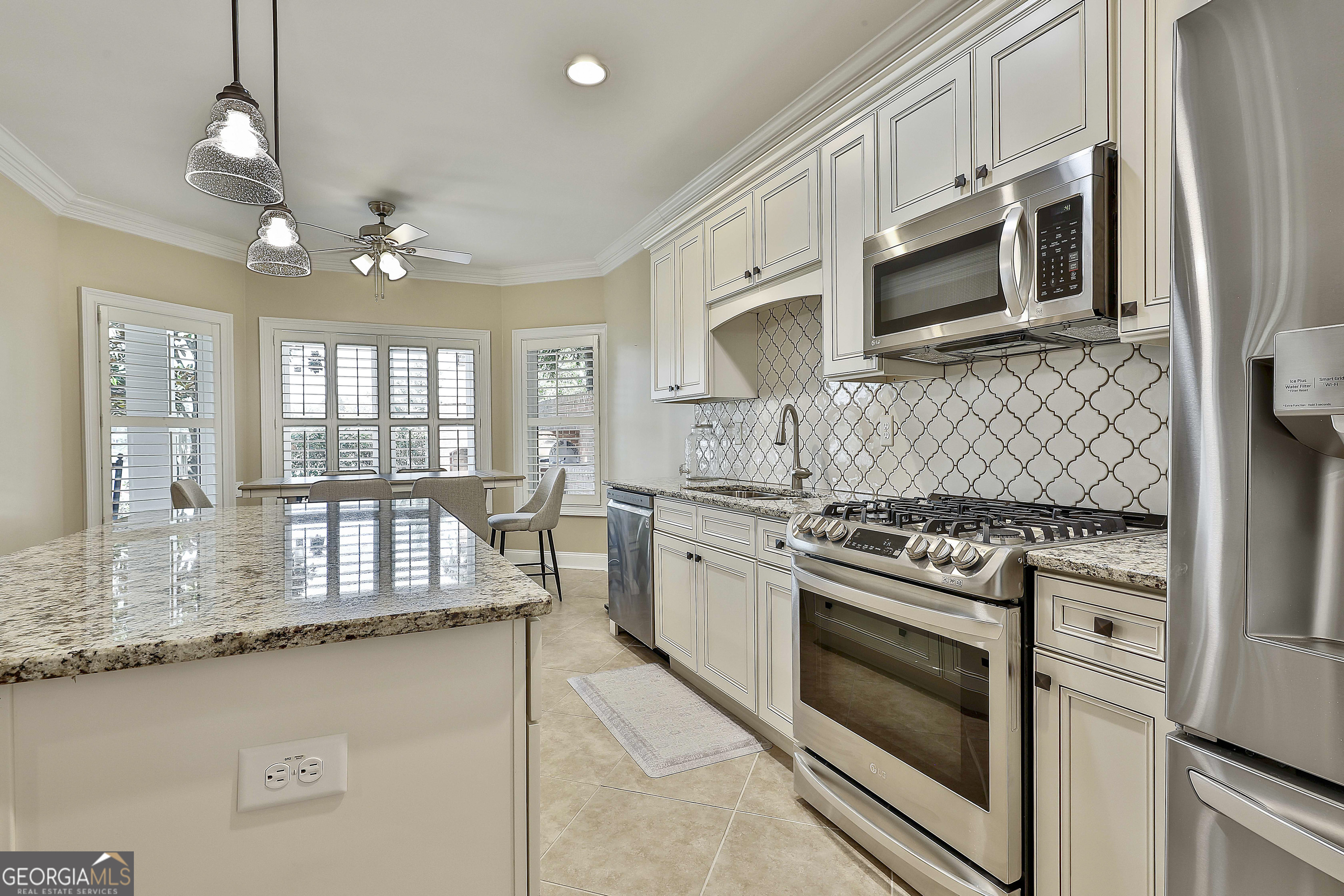 Newnan, Georgia 30263, United States, 5 Bedrooms Bedrooms, ,5 BathroomsBathrooms,Residential,Active,211743