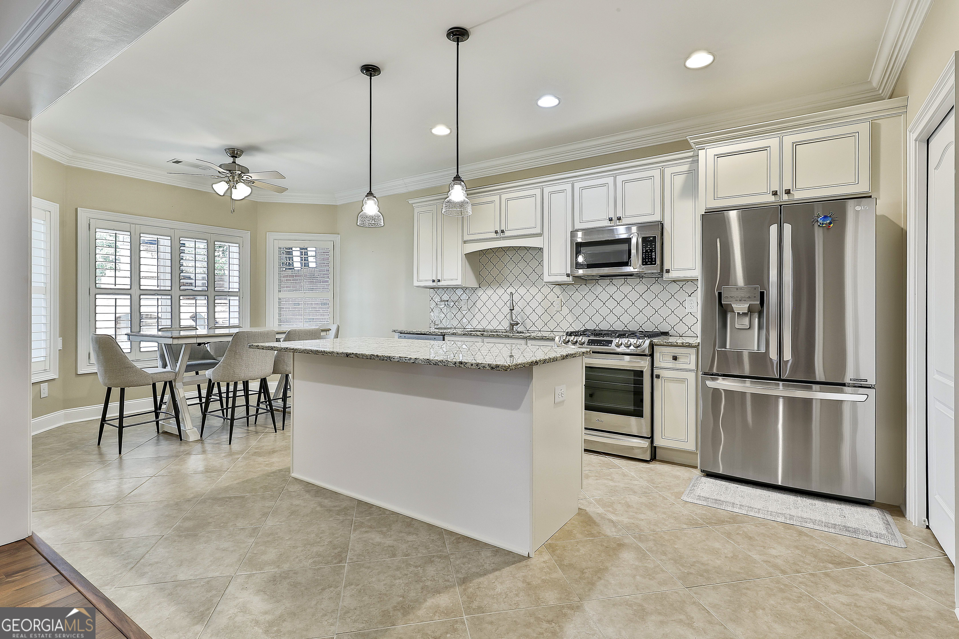 Newnan, Georgia 30263, United States, 5 Bedrooms Bedrooms, ,5 BathroomsBathrooms,Residential,Active,211743