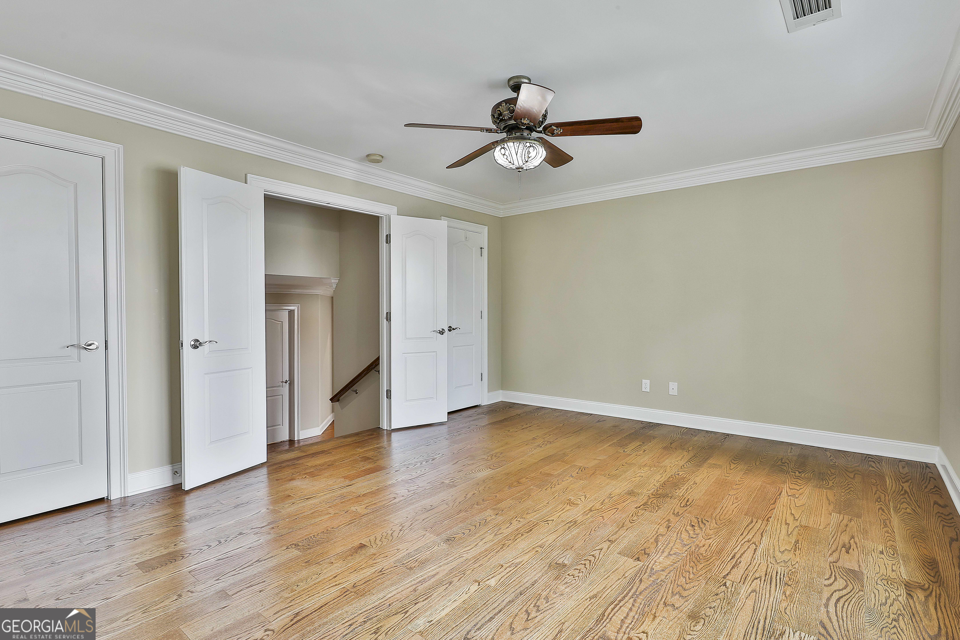 Newnan, Georgia 30263, United States, 5 Bedrooms Bedrooms, ,5 BathroomsBathrooms,Residential,Active,211743