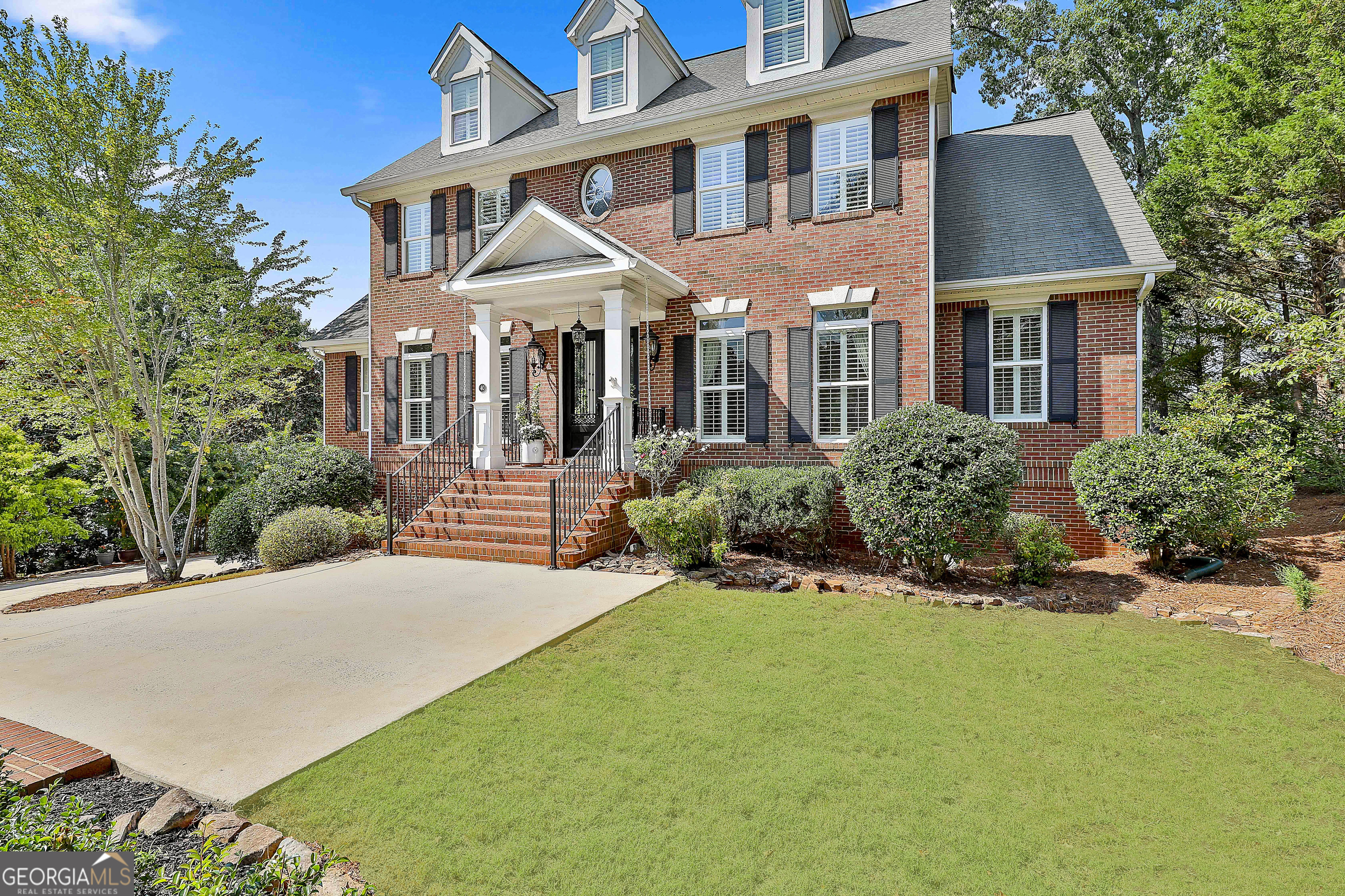 Newnan, Georgia 30263, United States, 5 Bedrooms Bedrooms, ,5 BathroomsBathrooms,Residential,Active,211743