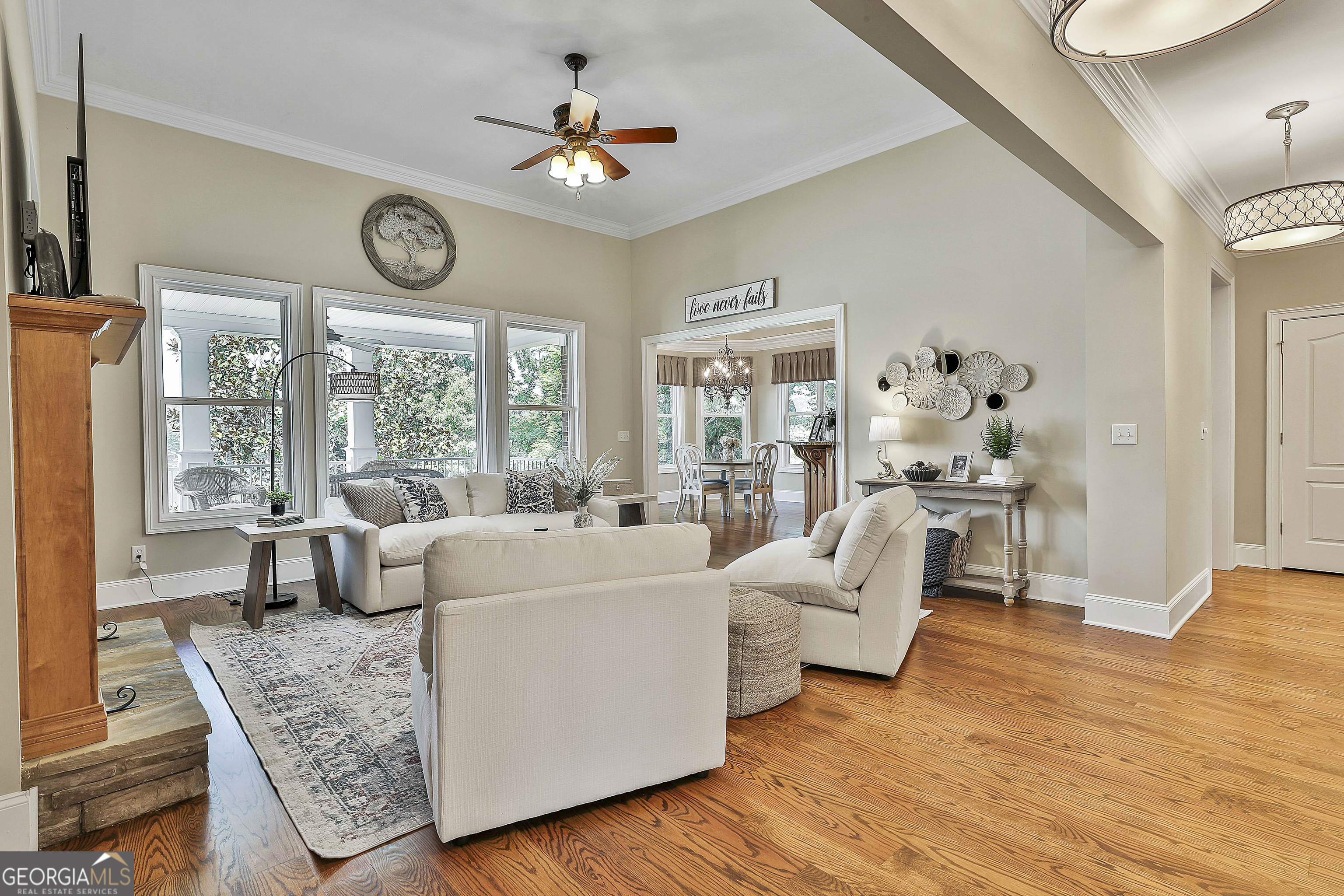 Newnan, Georgia 30263, United States, 5 Bedrooms Bedrooms, ,5 BathroomsBathrooms,Residential,Active,211743