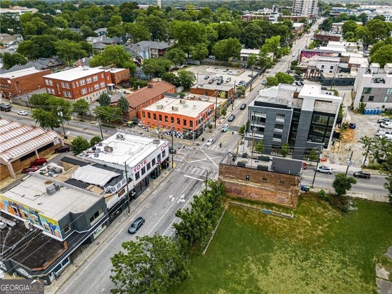 330 McGill Place - Residential