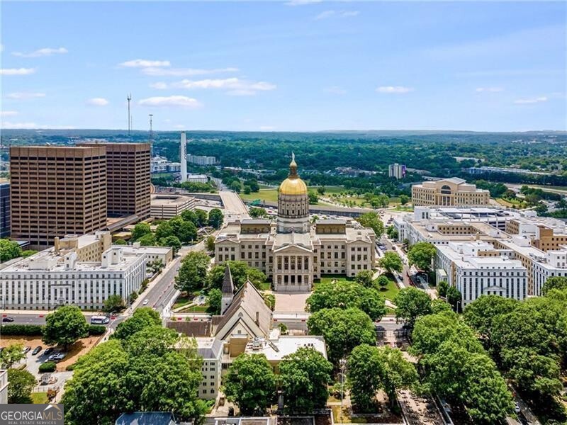 330 McGill Place - Residential