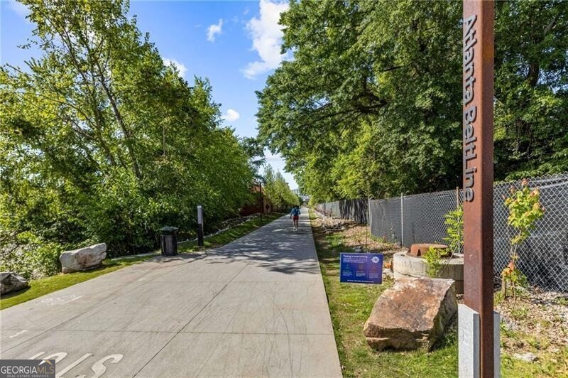 330 McGill Place - Residential