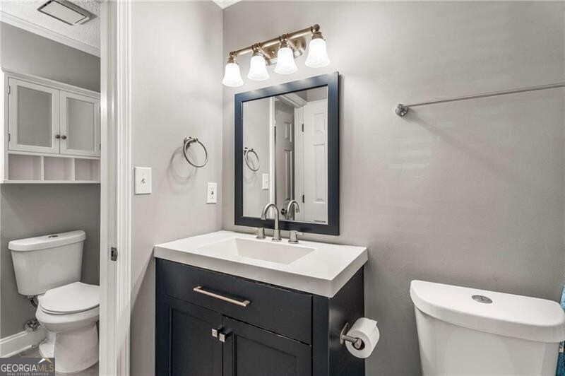 330 McGill Place - Residential