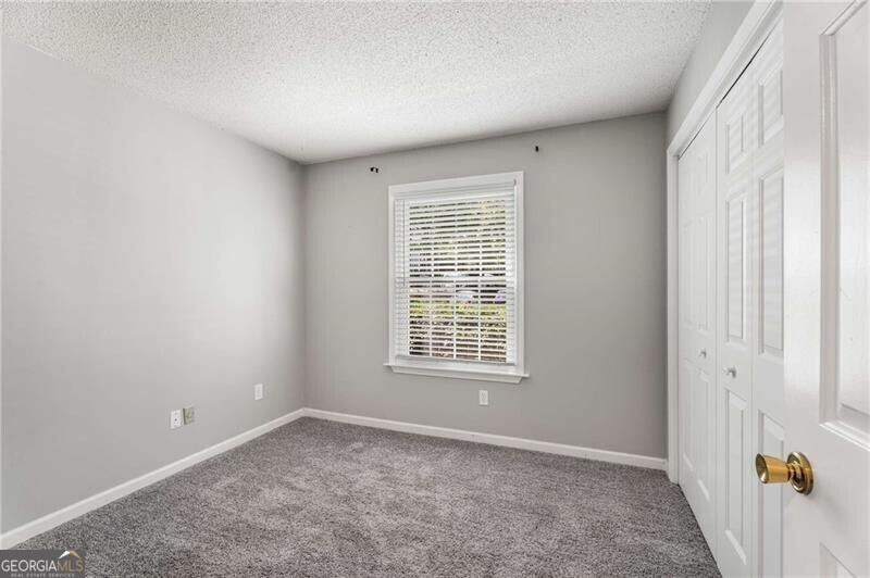 330 McGill Place - Residential