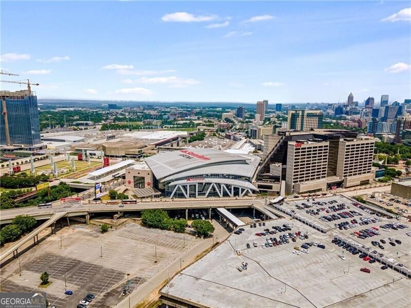 330 McGill Place - Residential