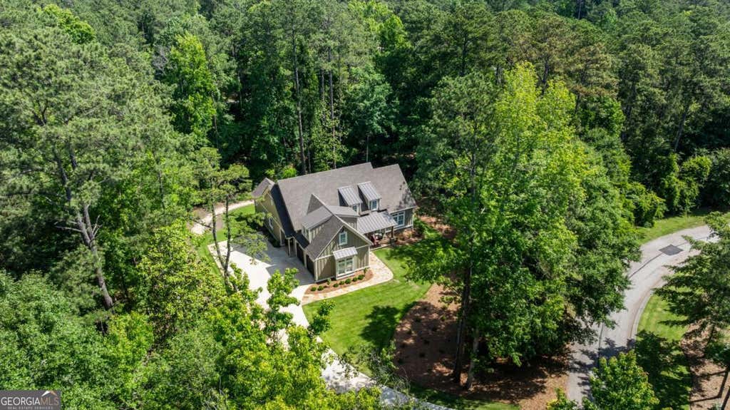Photo of 428 Highland Park Loop, Pine Mountain, GA 31822 (MLS # 10784306)
