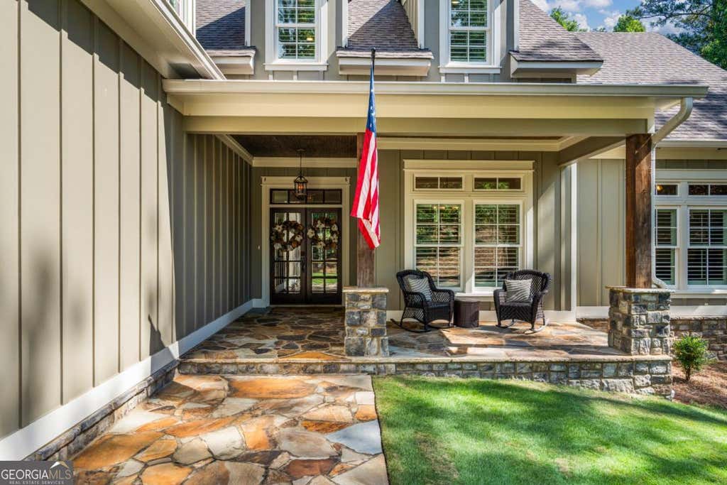 Photo of 428 Highland Park Loop, Pine Mountain, GA 31822 (MLS # 10784306)