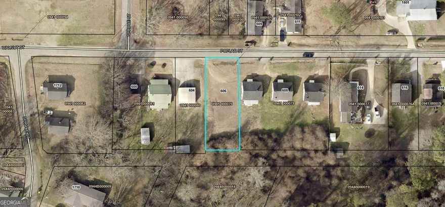 Vacant Lot. Perfect for building/development. Minutes from downtown.