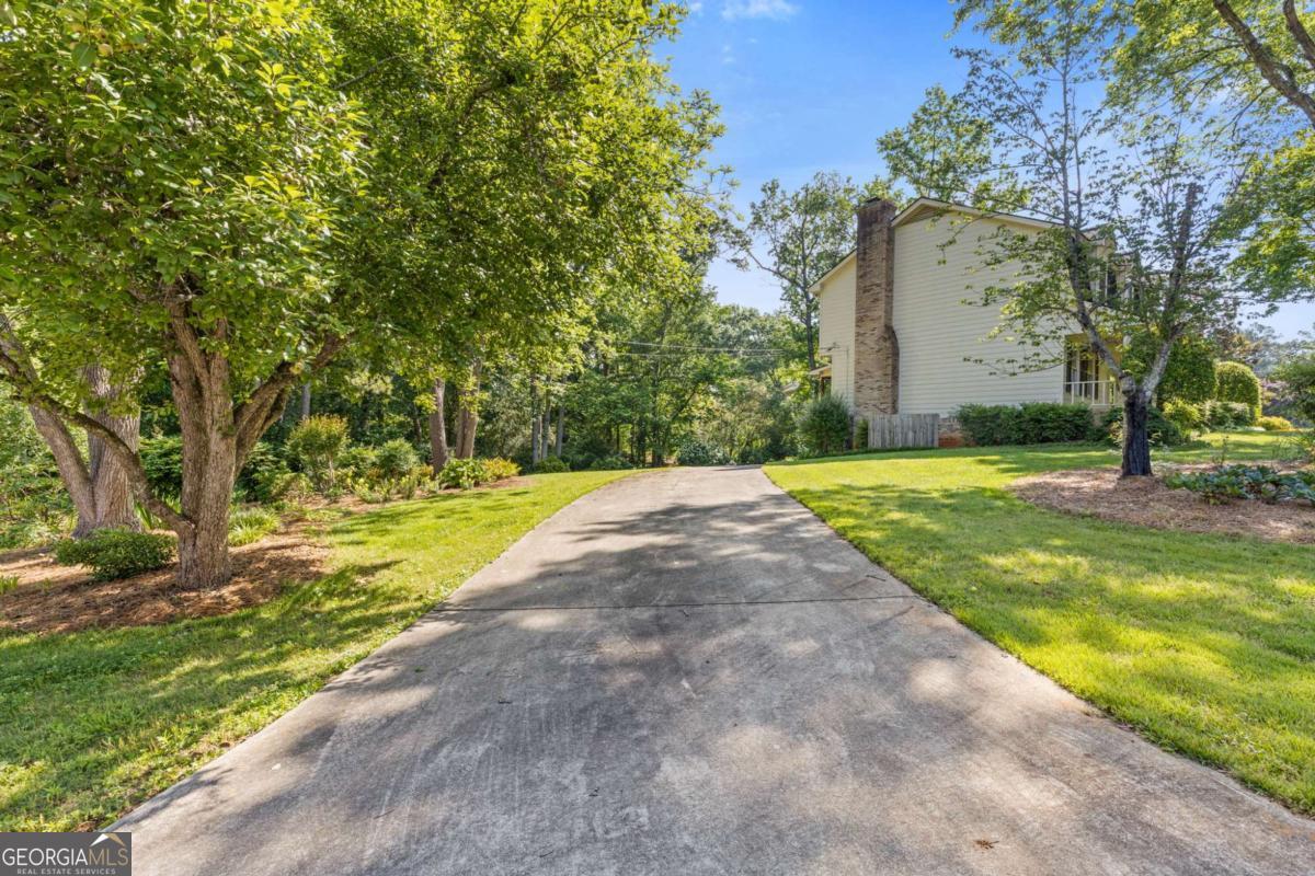 3527 Starwood TRL SW