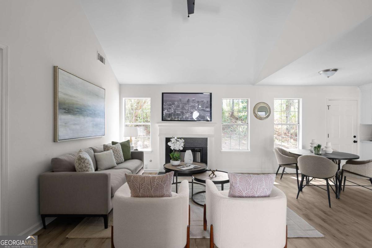 2203 Hidden Creek DR