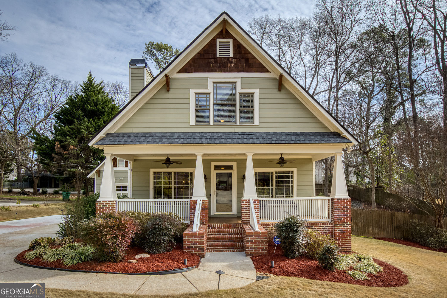 2110 Stockbridge DR SE