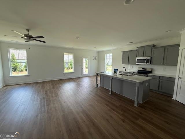 Harbor Club - Residential