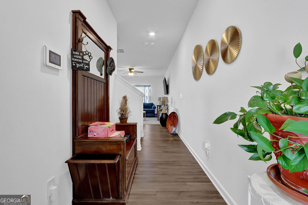 1147 Lossie WAY