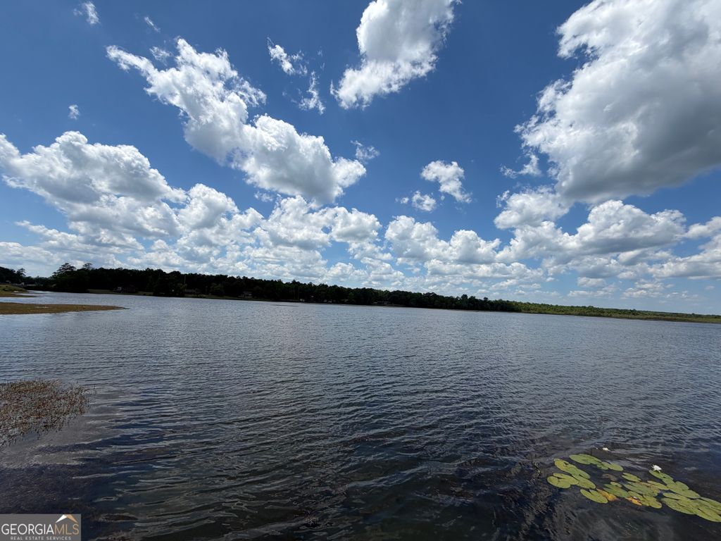 Photo of 69 Lakeshore Drive N, Gordon, GA 31031 (MLS # 10758120)
