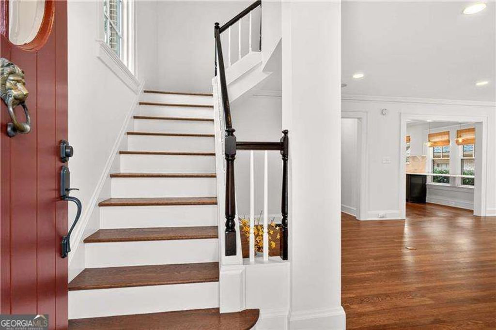 Photo of 1109 E Rock Springs Road NE, Atlanta, GA 30306 (MLS # 10680662)