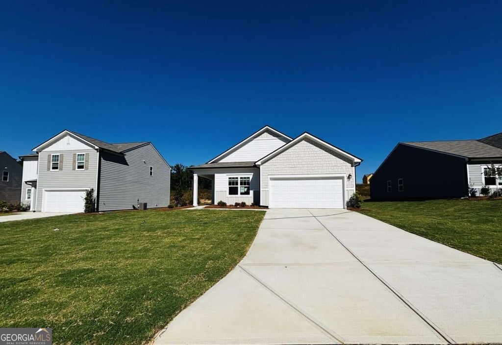 Photo of 48 Crescent Drive, Carrollton, GA 30116 (MLS # 10871004)