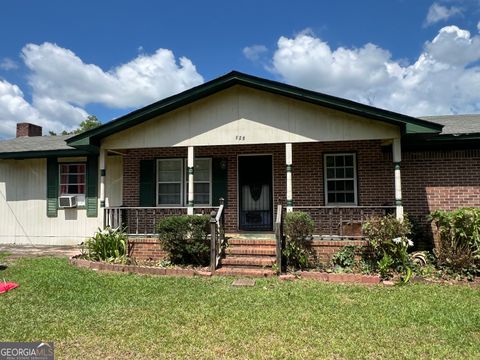 A home in Barnesville