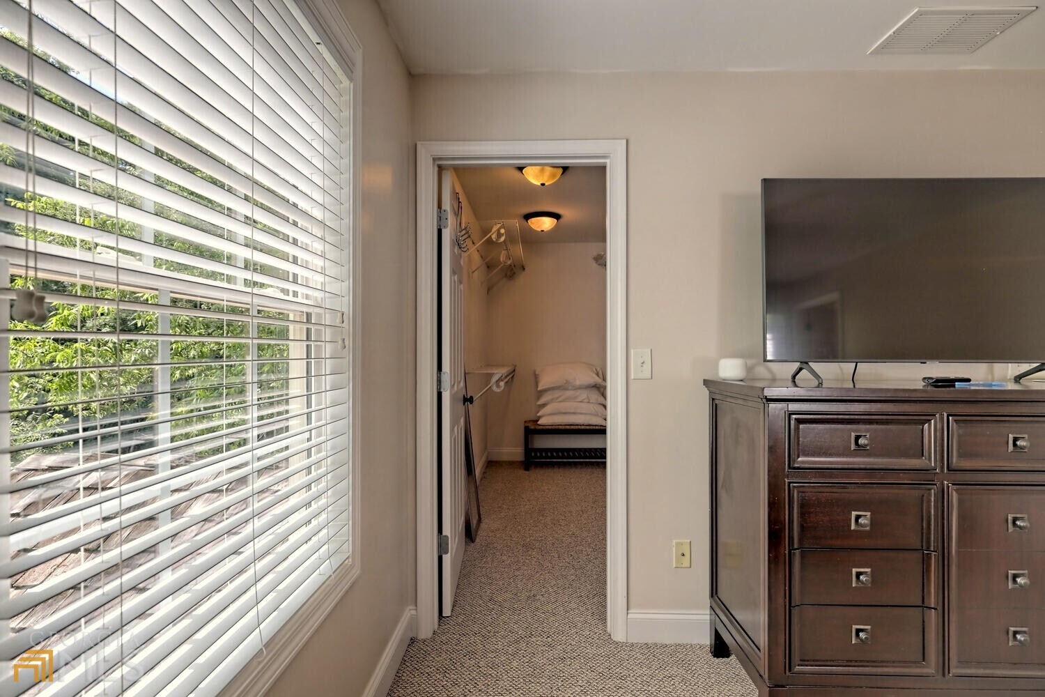 Clarkesville, Georgia 30523, United States, 3 Bedrooms Bedrooms, ,3 BathroomsBathrooms,Residential,Active,138063