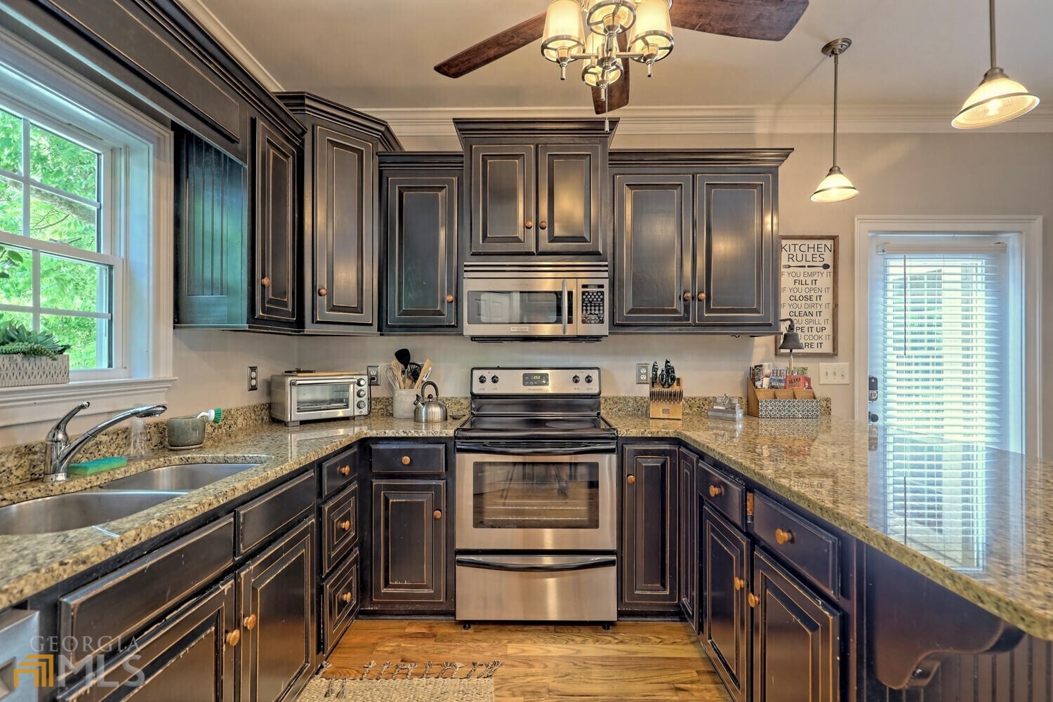 Clarkesville, Georgia 30523, United States, 3 Bedrooms Bedrooms, ,3 BathroomsBathrooms,Residential,Active,138063