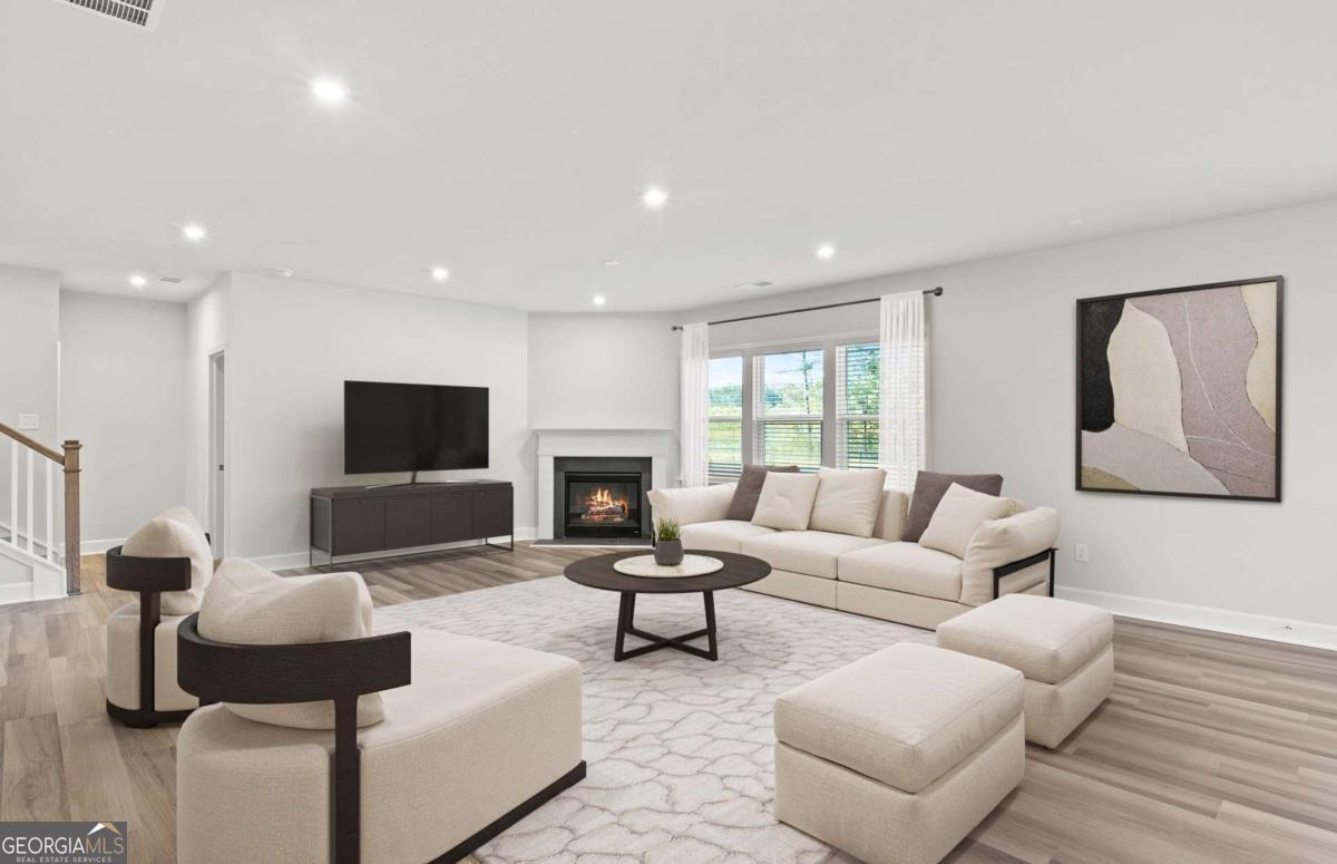 3221 Morris Hills DR