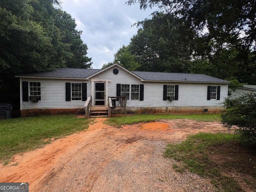 Photo of 222 Hogan Industrial Boulevard, Eatonton, GA 31024 (MLS # 10799731)