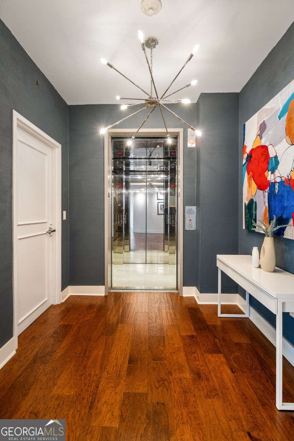 20 10th ST NW 2003