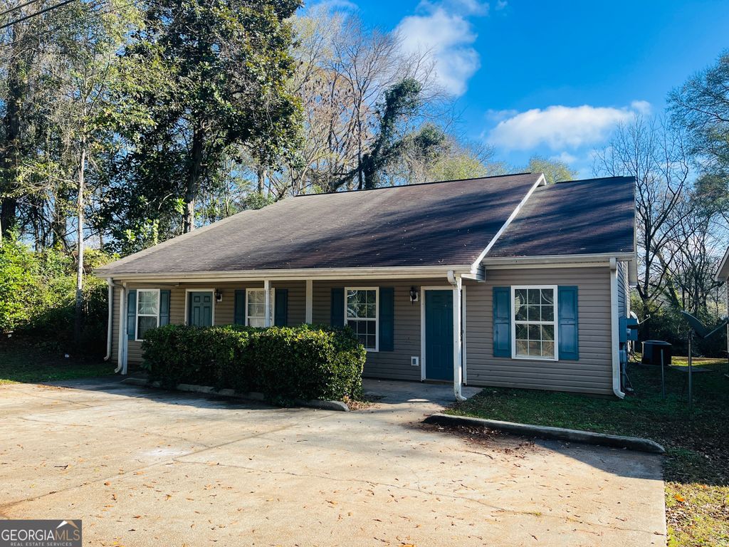 Photo of 105 Granite Street #B, Hogansville, GA 30230 (MLS # 10681492)
