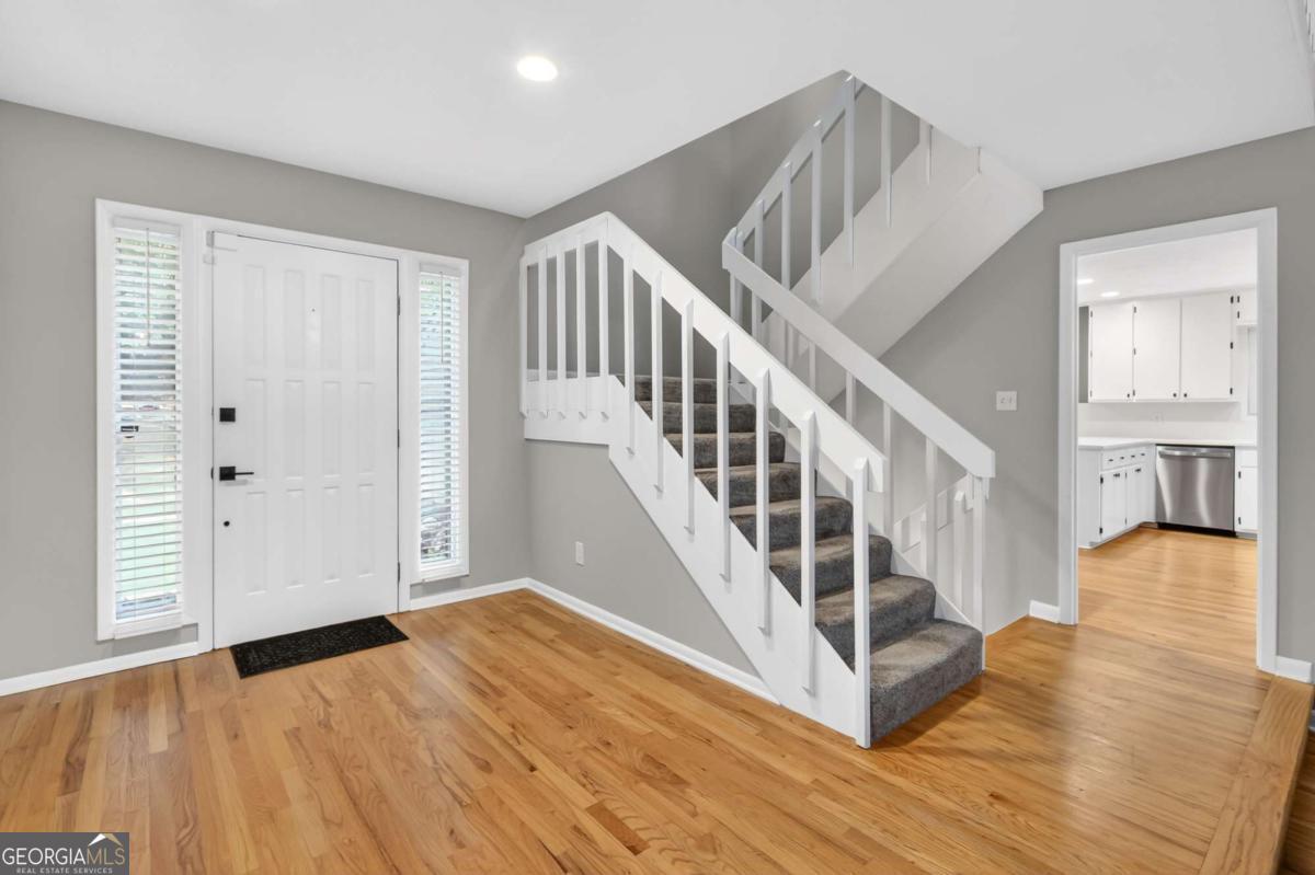 505 Woodman PL
